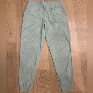 Women’s lululemon dance studio jogger